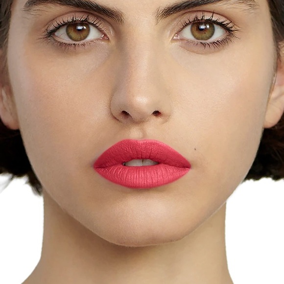 NIB NWT Bobbi Brown Best Selling Luxe Matte Lip Color Lipstick Cheeky Peach - Picture 14 of 15